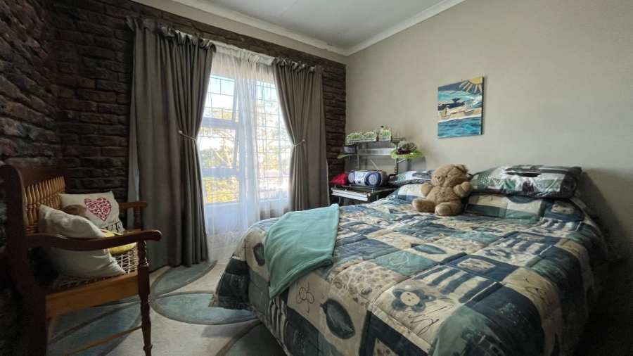 3 Bedroom Property for Sale in Dana Bay Western Cape